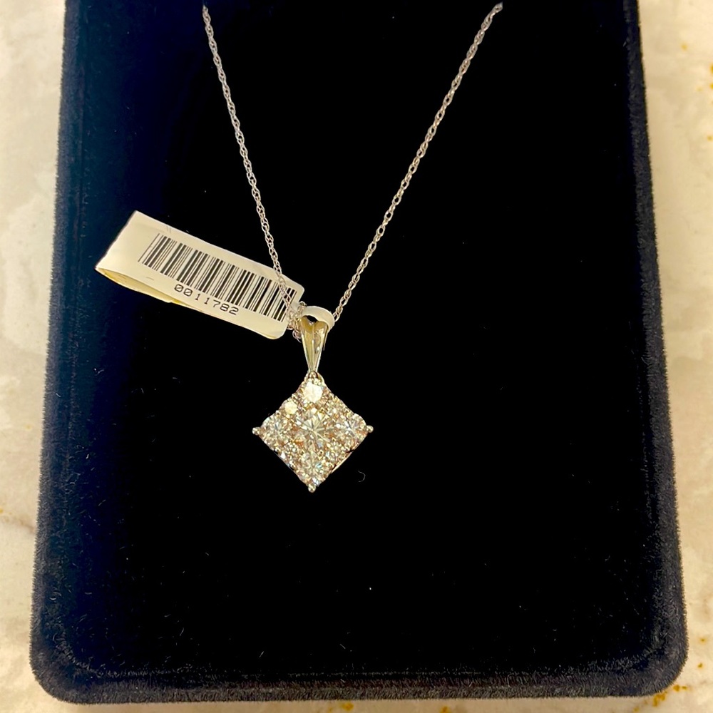 Diamond necklace, white gold. New. Price way below cost, amazing deal!!! - Picture 6 of 8